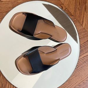 Banana Republic shoes